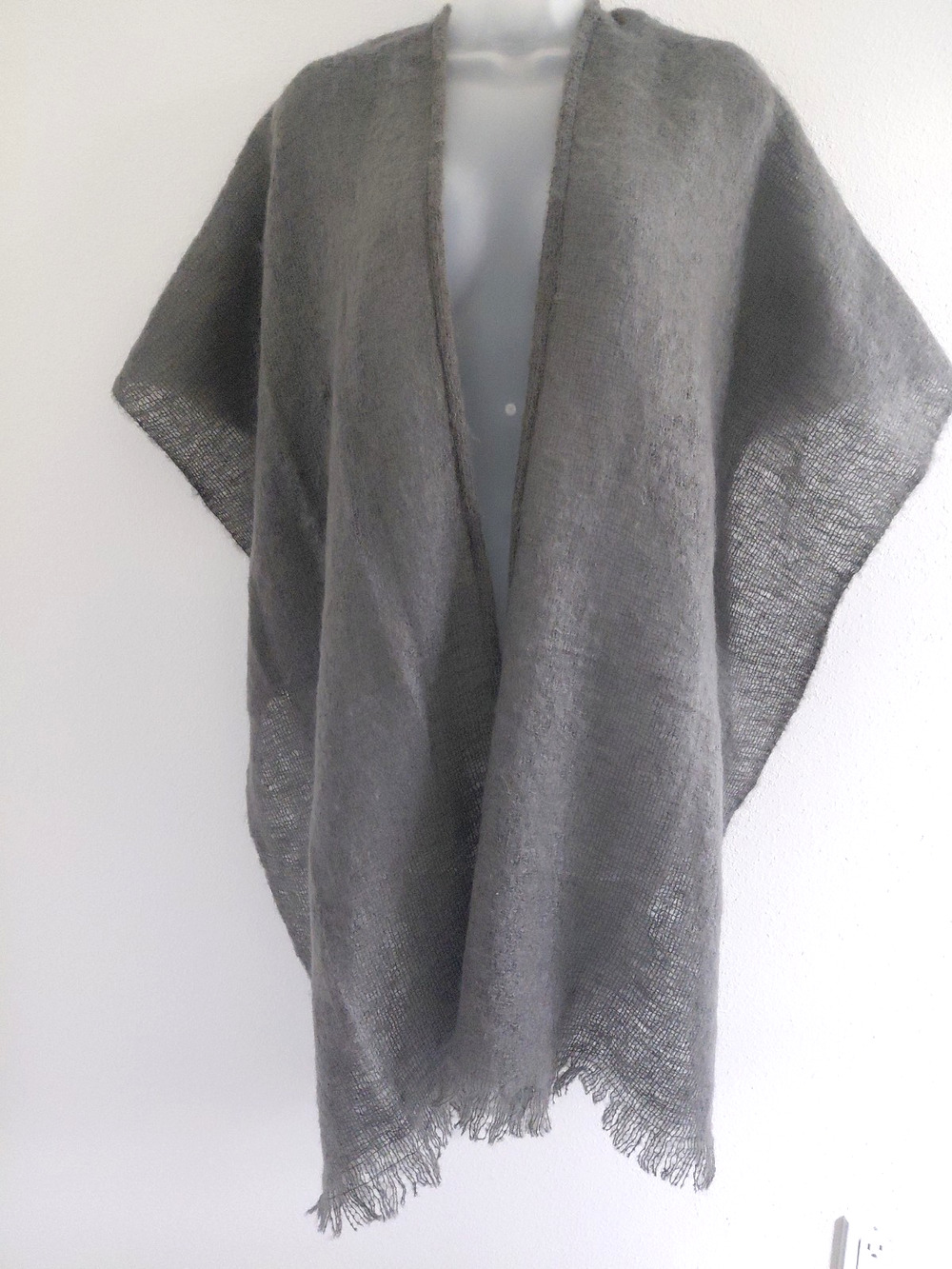 Foulards Japanese Kimono Shawl Open Front Gray Woven VTG Lagonlook Minimalist